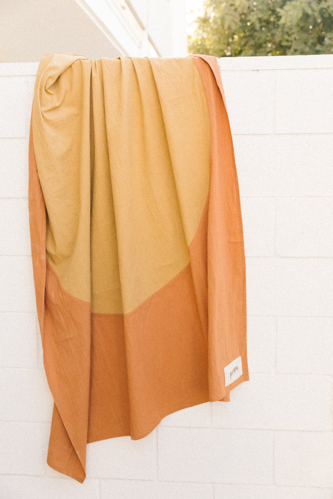 Sol Throw | Rust & Mustard