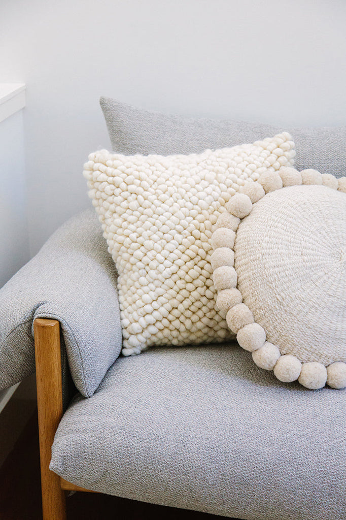 Classica Pom Pom Pillow #1 Large | Natural