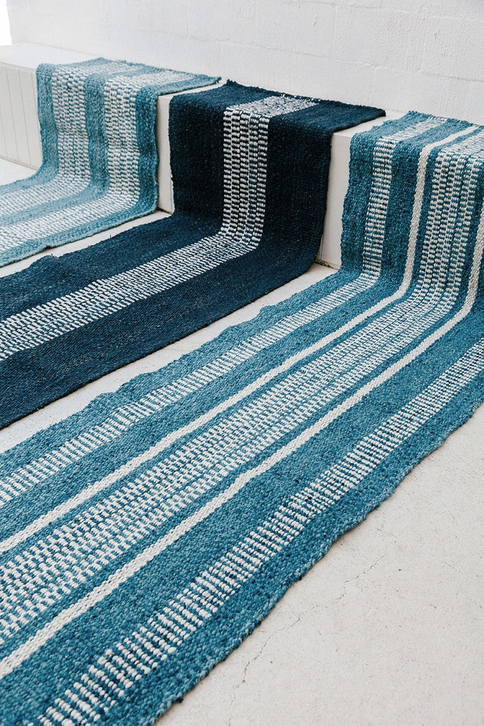 Romina Runner | Sea Blue & Natural White