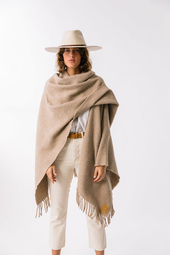 Pampa Poncho | Sand