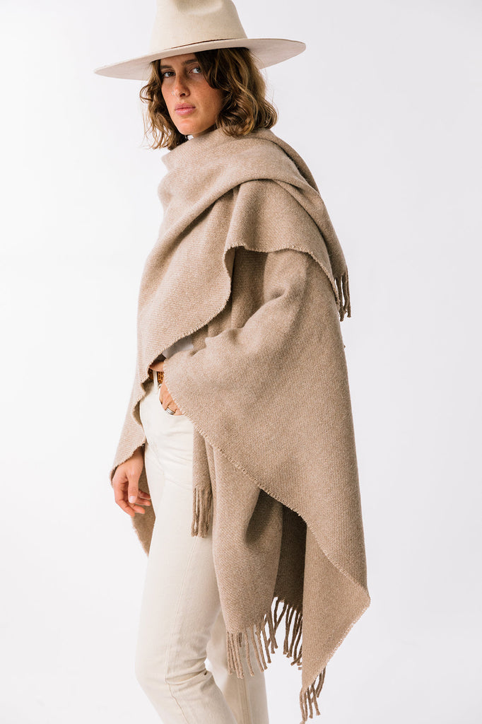 Pampa Poncho | Sand