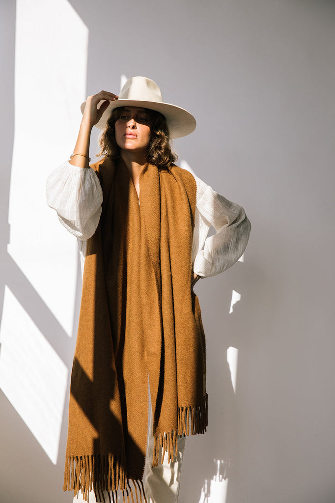 Pampa Oversized Scarf | Tobacco