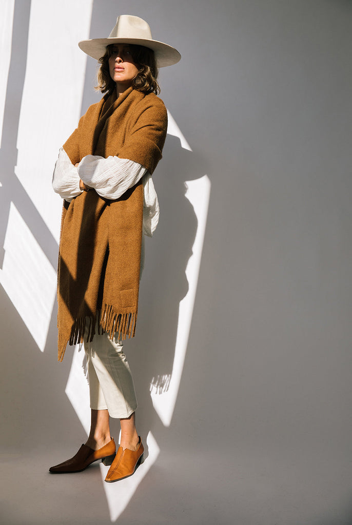 Pampa Oversized Scarf | Tobacco