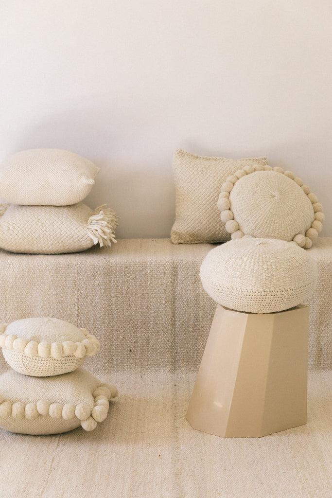 Classica Pom Pom Pillow #1 Mini | Natural